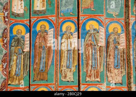 RUMÄNIEN, IN DER NÄHE VON SUCEAVA, KLOSTER VORONET (1488), AUS ÖSTLICHER RICHTUNG Stockfoto