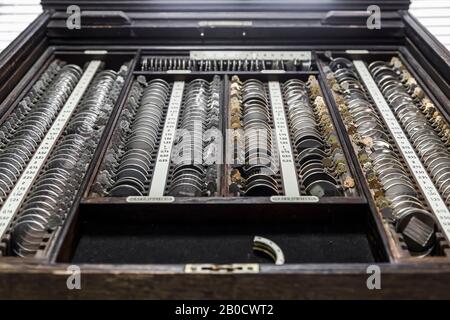 Set mit korrigierender Linsenophthalmologie für die Auswahl der Brille Stockfoto