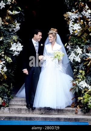 David Armstrong-Jones, Viscount Linley und Serena Armstrong-Jones, Viscountess Linley Hochzeit am 8. Oktober 1993 in der St. Margaret's Church, London. Stockfoto