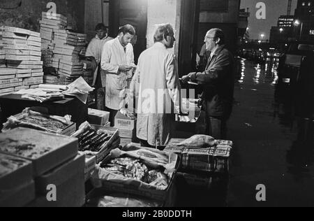 9/5/14 Billingsgate Fischmarkt 1981 Marktboden Stockfoto