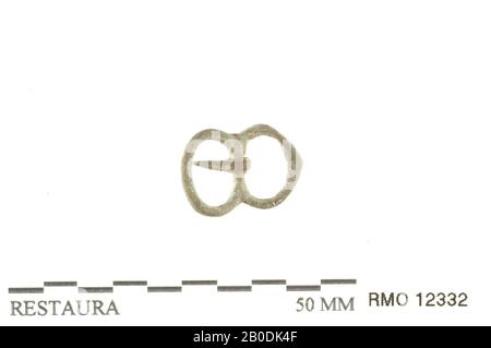 Niederlande Mittelalter, Schnalle, Kupferlegierung, 1,7 x 1,2 cm, x, Niederlande, Utrechter, Wijk bij Duurstede, Wijk bij Duurstede, Dorestad Stockfoto