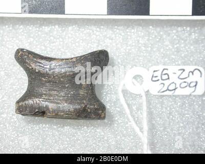 Ägypten, Amulett, Objekt, Stein, dunkelbraun, Höhe, 1,5 cm, Tiefe, 2,1 cm, Lage, Ägypten Stockfoto