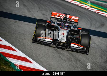 Barcelona, Spanien. Februar 2020. X fährt in seinem X während des zweiten Tages der Formel-1-Winterprüfung auf dem Circuit de Catalunya Credit: Matthias Oesterle/Alamy Live News Stockfoto