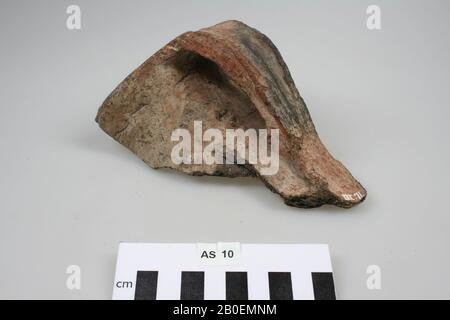 Das niederländische Mittelalter, Fragment, Keramik, handförmig, 6,7 x 10,3 x 14,2 cm, Mittelaltertüm, Niederlande, Groningen Stockfoto