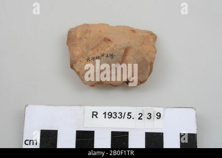 Feuerstein, Planer, Stein, Feuerstein, 5,7 x 4,5 x 1,4 cm, prähistorisch, Frankreich, unbekannt, unbekannt, Meyrals Stockfoto