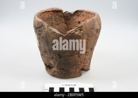 Niederländische Römerzeit, Urne, Keramik, handförmig, h, 13,8 cm, Diam, 15,5 cm, roman, Niederlande, Limburger, Beesel, Beesel Stockfoto