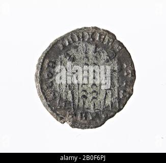 Niederländische Römerzeit, Münze, Follis, Konstantin I., Metall, Kupfer, Diam., 16 mm, WT., 1,95 gr, roman 330-331, Niederlande, Gelderland, Nijmegen, Nijmegen Stockfoto