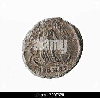 Die niederländische Römerzeit, Münze, Follis, Konstantin I., Constantinopolis, Metall, Kupfer, Diam., 17 mm, WT., 2,30 gr, roman 333, Niederlande, Gelderland, Nijmegen, Nijmegen Stockfoto