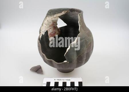 Die niederländische Römerzeit, Urne, Steingut, h, 16,7 cm, Diam, 15 cm, roman, Niederlande, Südholland, Leidschendam-Voorburg, Voorburg, Arentsburg Stockfoto