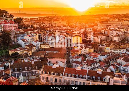Farbenfroher Draufsicht über Lissabon, Portugal. Stockfoto