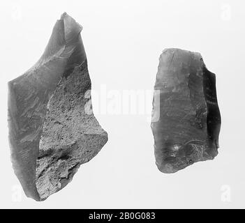 Rohbrandziegel, Fragment, Stein, Feuerstein, Länge: 5 cm, Vorgeschichte -2300 Stockfoto