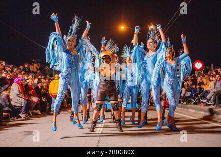 Ovar, Portugal - 3. März: Gruppe Charanguinha während der Karnevalsparade am 3. März 2019 in Ovar, Portugal Stockfoto