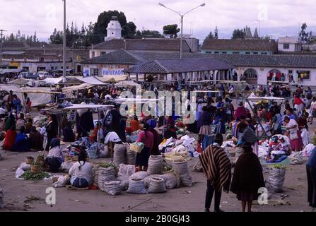 ECUADOR, HIGHLANDS, PUJILI, LOKALER INDISCHER MARKT Stockfoto