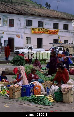 ECUADOR, HIGHLANDS, PUJILI, LOKALER INDISCHER MARKT Stockfoto