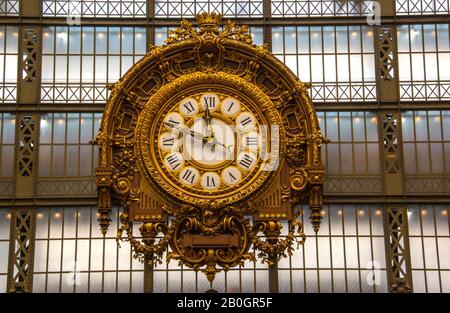 Musee D'Orsay Innenuhr, Paris Stockfoto