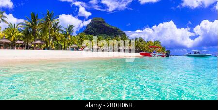 Tropische Insellandschaft. Mauritius mit schönen Stränden und luxuriösen Resorts. Erholsame Feiertage Stockfoto