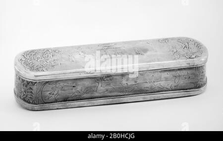 Tabakbox, Niederländisch, 18. Jahrhundert, Niederländisch, Messing, Kupfer, Länge: 6 1/2 Zoll (16,5 cm), Metalwork-Messing Stockfoto