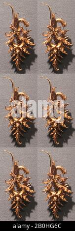 Ohrenschmuck, Indonesien (Java), Ostjavanische Zeit, Datum Anfang des 9.-14. Jahrhunderts, Indonesien (Java), Gold, 3 1/4 Zoll (8,2 cm), Schmuck Stockfoto