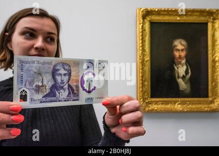 London, Großbritannien. Februar 2020. Gouverneur der Bank of England Mark Carney, Direktor von Tate Britain Alex Farquharson, startet die neue 20 £-Note mit dem Künstler JMW Turner neben seinem Selbstporträt (auf der Note verwendet) bei Tate Britain. Die neue Banknote wird am 20. Februar in Umlauf gebracht. Credit: Guy Bell/Alamy Live News Stockfoto