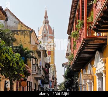 Kathedrale von Cartagena und koloniale Architektur in Der Altstadt von Cartagena, Kolumbien Stockfoto