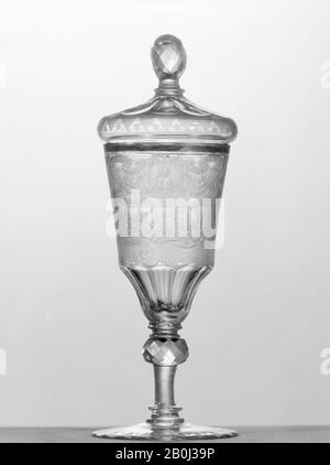 Stehbecher mit Deckel, Deutsch, Silesia, CA. 1755, Deutsch, Silesia, Glas, Gesamt: 10 3/16 × 3 1/4 Zoll (25,9 × 8,3 cm), Glas Stockfoto