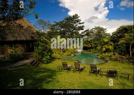 COSTA RICA, LA VIRGEN DE SARAPIQUI, SARAPIQUI RAINFOREST LODGE, POOL Stockfoto