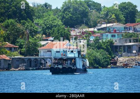 Fischerhäuser in Pasacaballo, Cienfuegos Bay (Südkuba) Stockfoto