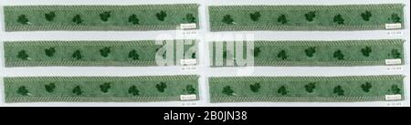 Galloon, Französisch, Anfang des 19. Jahrhunderts, Französisch, 12 x 1 1/2 Zoll, 30,5 x 3,8 cm, Textil-Besatz Stockfoto