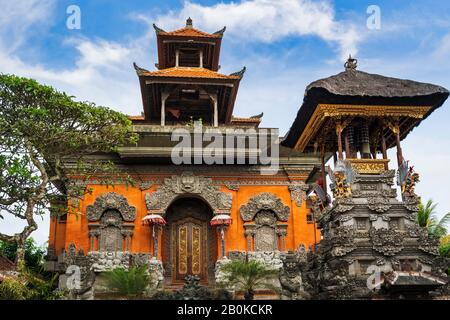 Balai Banjar Ubud Kelod Tempel, Ubud, Bali, Indonesien Stockfoto