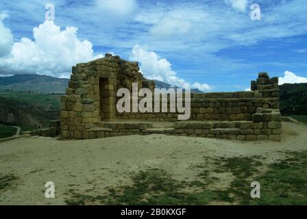 ECUADOR, INGAPIRCA, ALTE FESTUNG INCA (15. JAHRHUNDERT), IN DER NÄHE VON CUENCA, ENTLANG DES INCA-PFADES Stockfoto