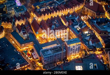 Luftbild, Übersicht Münster, Prinzipalmarkt, in der Nähe der St. Lamberti-Kirche, Münster, Paulusdom, Dom, Nachtsicht, Münsterland, Nord Stockfoto