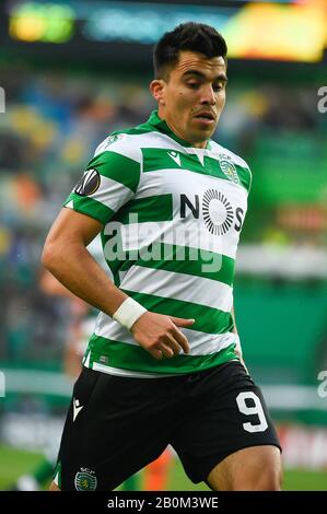 Marcos Acuna von Sporting während der 1. Runde der UEFA Europa League von 32 Spielen zwischen Sporting CP und Istanbul Basaksehir im Jose Alvalade Stadium in Lissabon im Einsatz. (Endstand; Sporting CP 3:1 Istanbul Basaksehir) Stockfoto