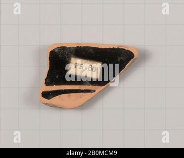 Terrakotta-Felgenfragment eines kylix (Trinkbecher), Griechisch, Attisch, Klassik, Datum 460-440 v. Chr., Griechisch, Attisch, Terrakotta, Vasen Stockfoto