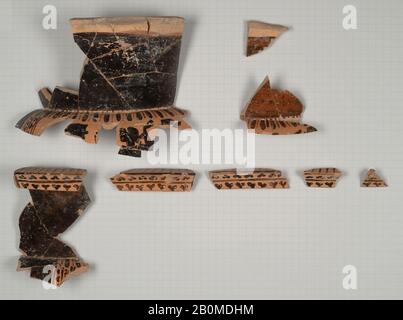 Terrakotta-Fragmente eines Säulenkraters (tiefe Schüssel), etruskisch, Archaisch, Datum 500-480 v. Chr., etruskisch, Terrakotta; schwarzfigurig, Vasen Stockfoto