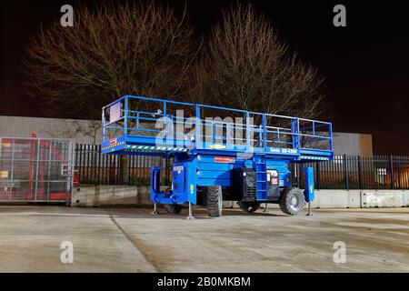 Eine Genie Lift GS 4390 RT Scherenhubplattform. Stockfoto