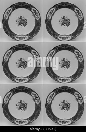 Sèvres Manufactory, Plate (Assiette à palmes) (1 von 102) (Teil eines Dienstes), French, Sèvres, Sèvres Manufactory (Französisch, 1767-heute), French, Sèvres, Softpaste Porzellan, Diam. 9 3/4 Zoll (24,8 cm), Ceramics-Porzellan Stockfoto