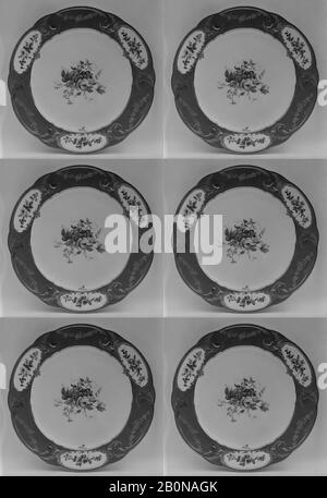 Sèvres Manufactory, Plate (assiette à palmes) (1 von 102) (Teil eines Dienstes), French, Sèvres, Sèvres Manufactory (Französisch, 1740/421pent), Sèvres,  , Softpaste Porzellan, Durchmesser: 9 3/4 Zoll. (24,8 cm), Ceramics-Porzellan Stockfoto