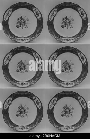 Sèvres Manufactory, Plate (assiette à palmes) (1 von 102) (Teil eines Dienstes), French, Sèvres, Sèvres Manufactory (Französisch, 1740/421pent), Sèvres,  , Softpaste Porzellan, Durchmesser: 9 3/4 Zoll. (24,8 cm), Ceramics-Porzellan Stockfoto