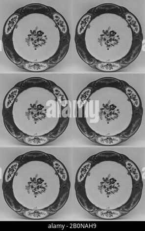 Sèvres Manufactory, Plate (Assiette à palmes) (1 von 102) (Teil eines Dienstes), French, Sèvres, Sèvres Manufactory (Französisch, 17421pent), Sèvres,  , Softpaste Porzellan, Diam. 9 3/4 Zoll (24,8 cm), Ceramics-Porzellan Stockfoto