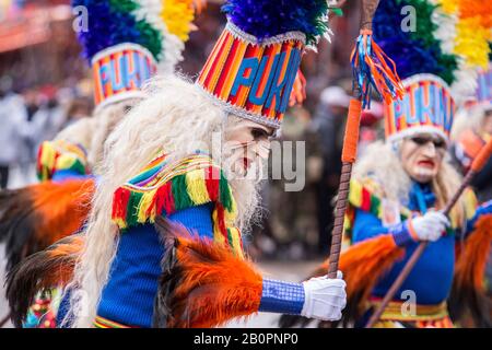 Figuren und Tänzerinnen des Karnevals von Oruro, Bolivien Stockfoto