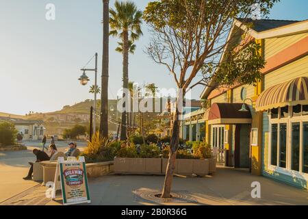 Avila Beach, Kalifornien/USA - 20. Februar 2020 Avila Beach, eine kleine, gemütliche Strandstadt an der schönen Central Coast von Kalifornien dazwischen Stockfoto