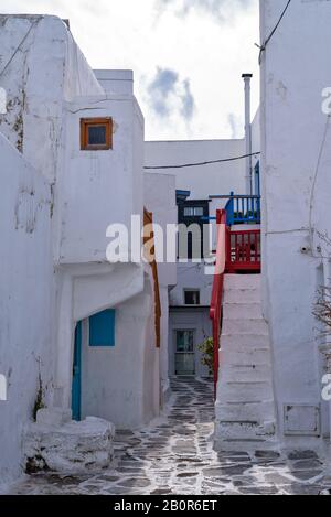 Blick auf den berühmten malerischen Gassen der Stadt Mykonos in Mykonos, Griechenland Stockfoto