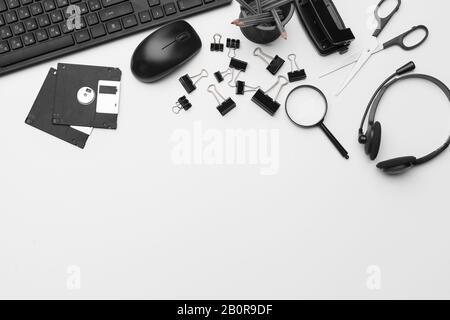 Business-, Bildungs- und Büro-Stillleben-Konzept. Zubehör, Verbrauchsmaterial Stockfoto