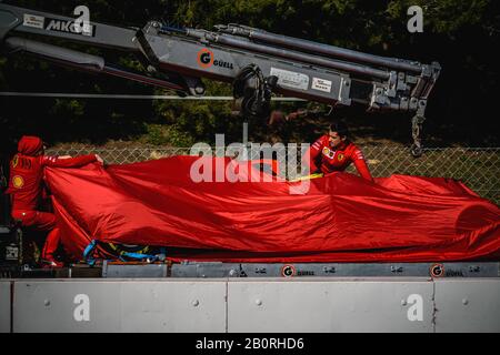 Barcelona, Spanien. Februar 2020. Sebastian Vettels Ferrari SF1000 wird am dritten Tag der Winterprüfung der Formel 1 auf dem Circuit de Catalunya Credit gerettet: Matthias Oesterle/Alamy Live News Stockfoto