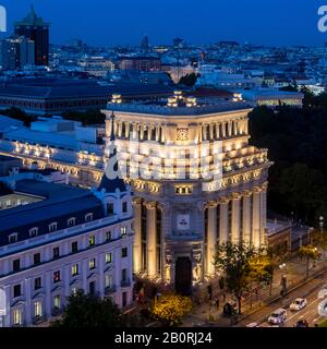 Hauptsitz, Hauptsitz des spanischen Kulturinstituts, Instituto Cervantes, bei Nacht, Madrid, Spanien Stockfoto