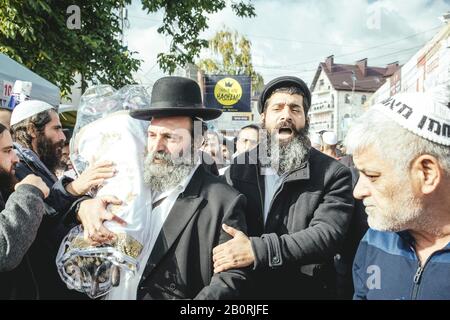 Rosh Hashanah, Jüdisches Neujahr, Pilger am Tag der Feierlichkeiten, Uman, Ukraine Stockfoto