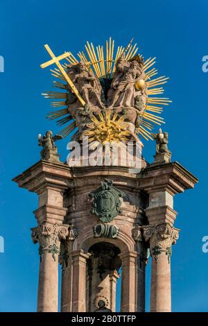 Pestsäule, im Stil des Barock, im Namesti Sv Trojice (Dreifaltigkeitsplatz) in Banska Stiavnica, UNESCO-Weltkulturerbe, Banska Bystrica Region Slowakei Stockfoto