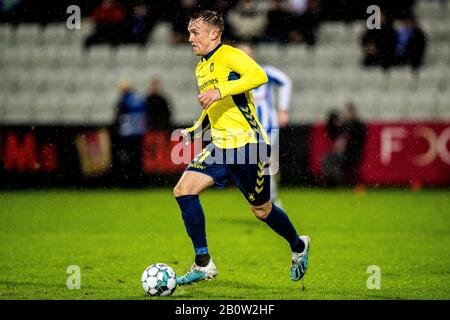 Dichte, Dänemark, 16. Februar 2020. Lasse Vigen Christensen (21) von Brondby IF beim 3F Superliga Spiel zwischen ob und Brondby IF im Nature Energy Park in Dichte. (Foto: Gonzales Foto - lasse Lagoni). Stockfoto