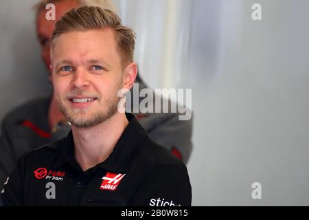 Montemelò, Barcelona - Spanien. Formel-1-Vorsaisontest 2020 Tag 3. Februar 2020. Kevin Magnussen aus Dänemark und Haas F1 Team am dritten Tag der F1 Winterprüfung Stockfoto