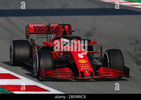 Montemelò, Barcelona - Spanien. Formel-1-Vorsaisontest 2020 Tag 3. Februar 2020. Sebastian Vettel aus Deutschland fuhr die (5) Scuderia Ferrari SF1000 an Tag drei der F1-Wintertests auf Kurs Stockfoto